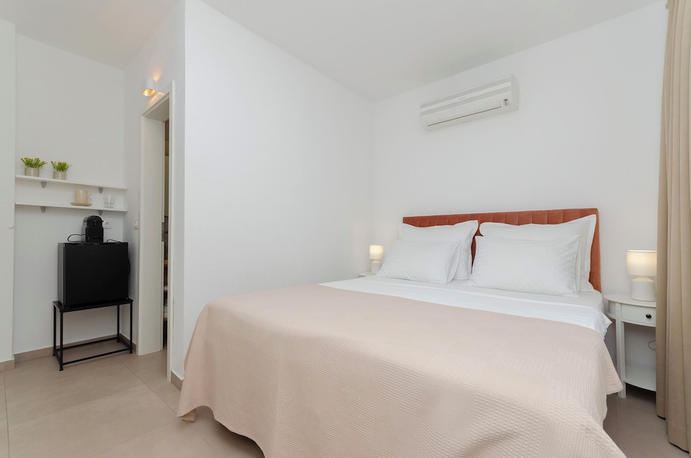 Apartments & Rooms Kapulica
