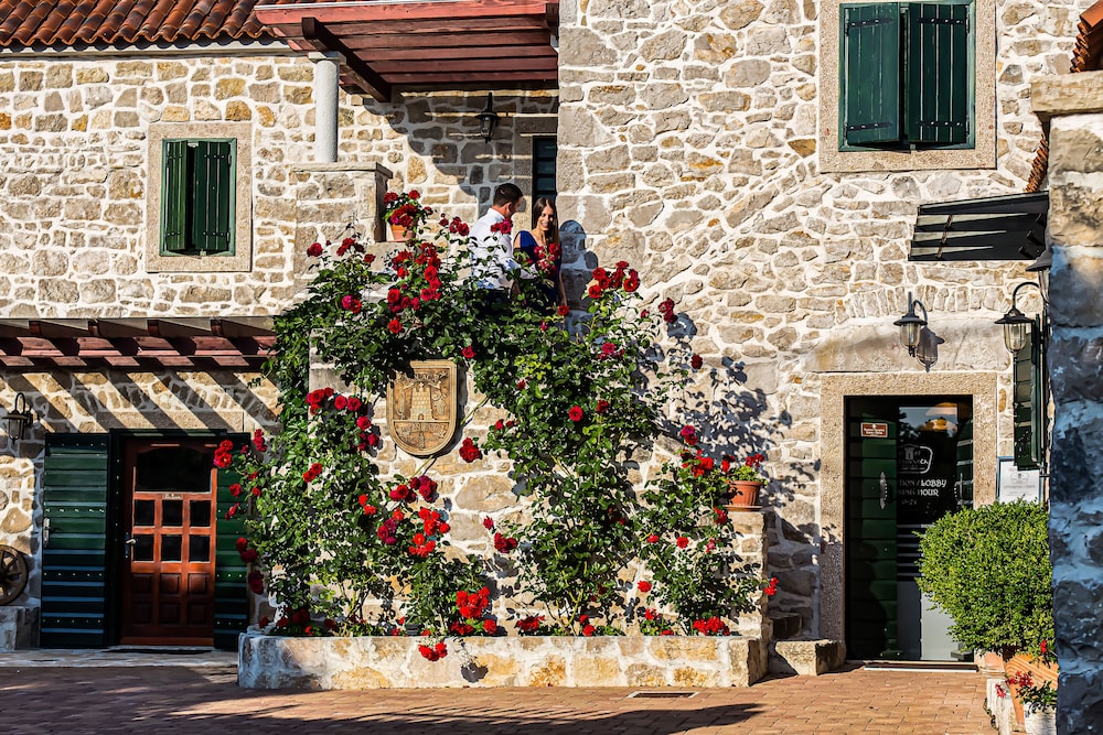Heritage Hotel Raznjevica Dvori