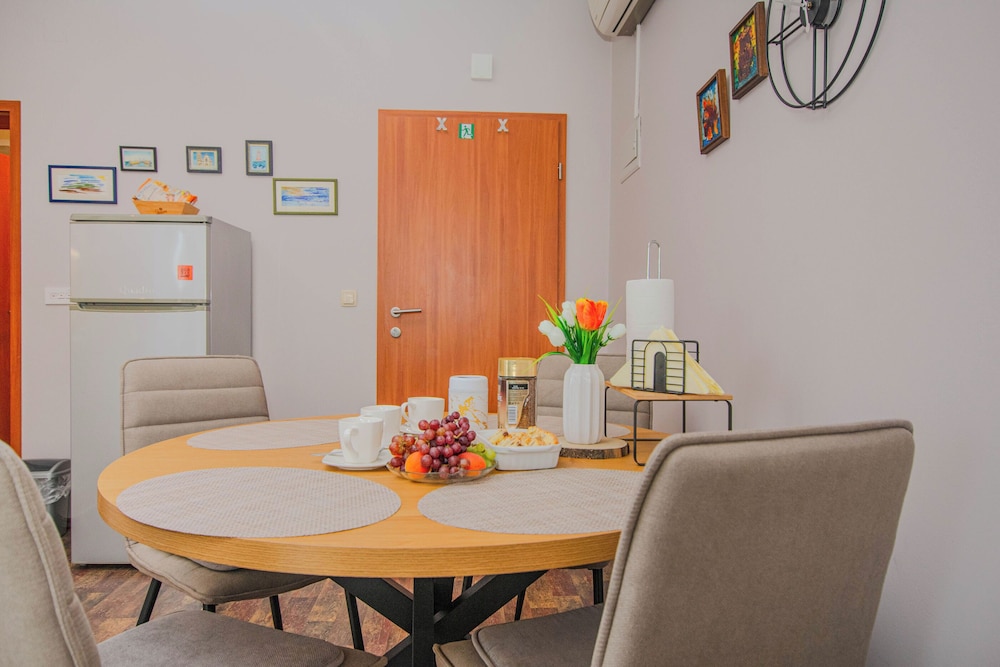 Apartments Josip