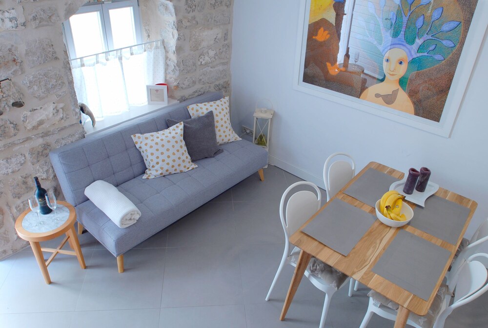Dolce Vita Stone House Hvar