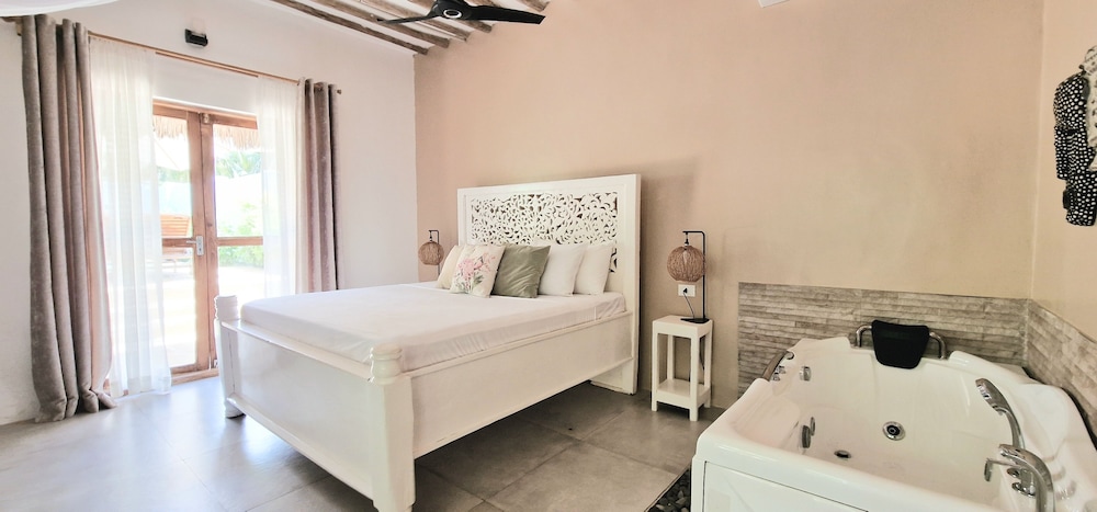 Arya Boutique Resort