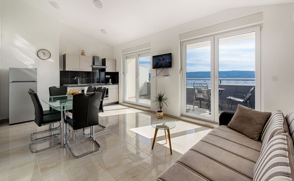 Cezar Luxury Apartment