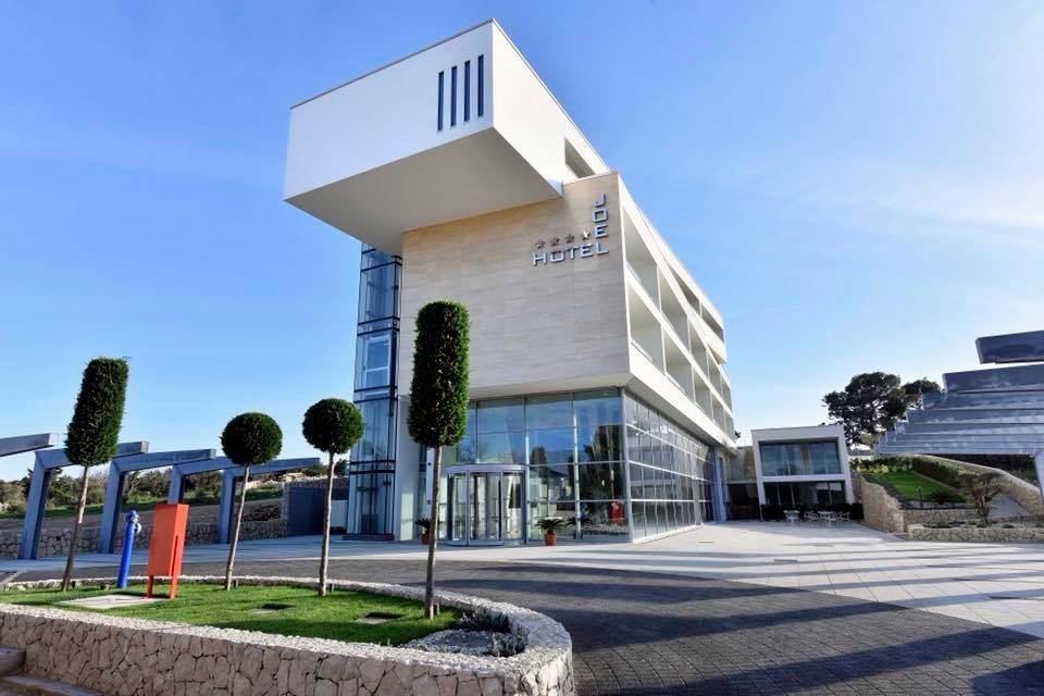 Joel Hotel