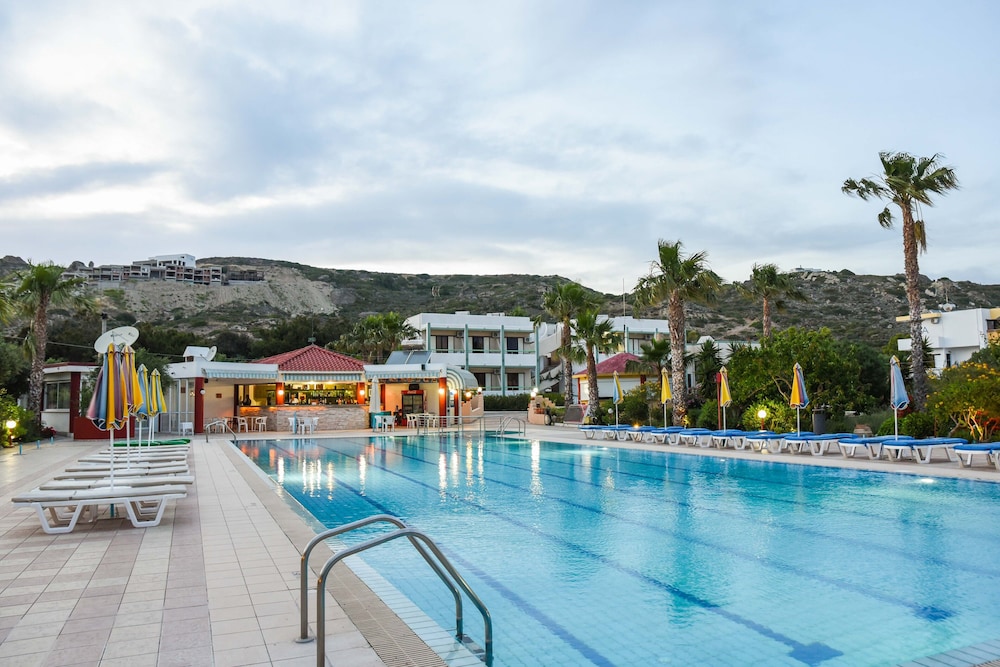 Chrysoula Hotel amp; Apartments