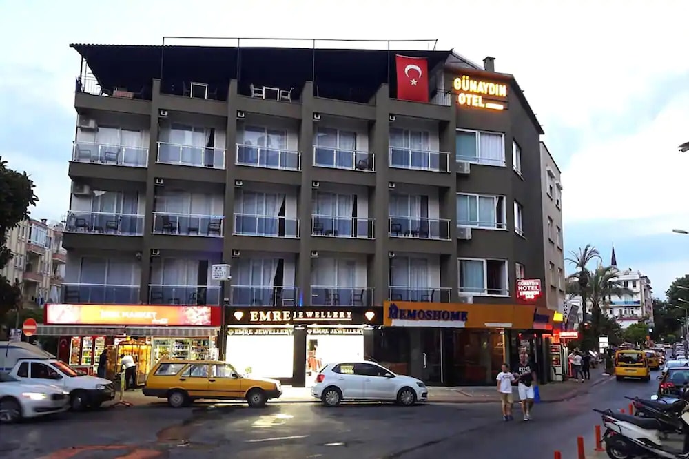 Damlatas Gunaydin Hotel