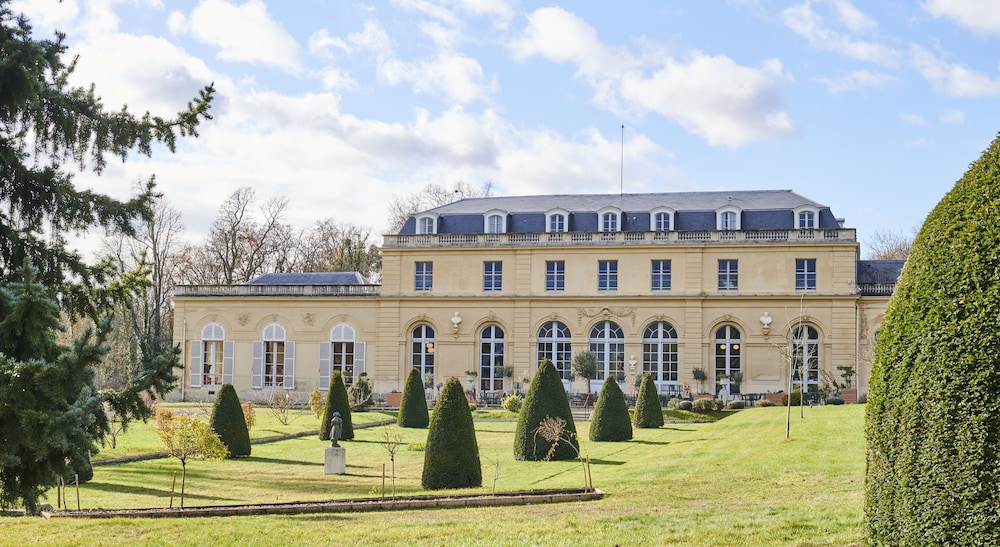 Chateau Du Val