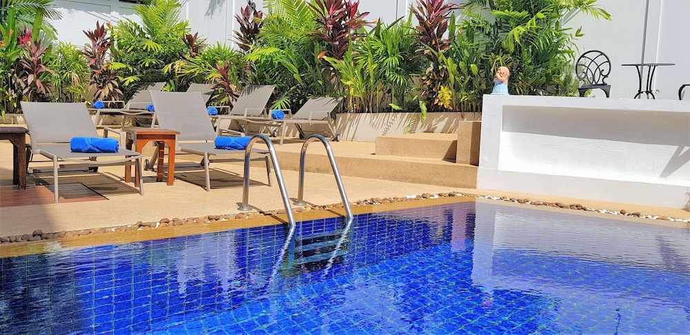 Karon Pool Hotel