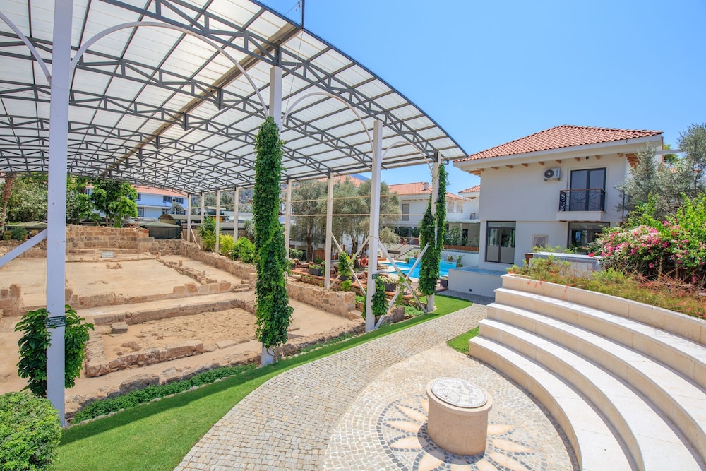 Ecclesia Boutique Hotel