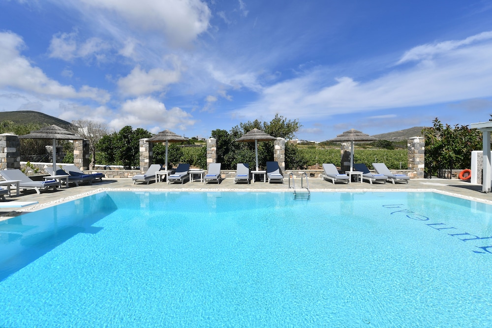 Agrabeli Studios & Apartments