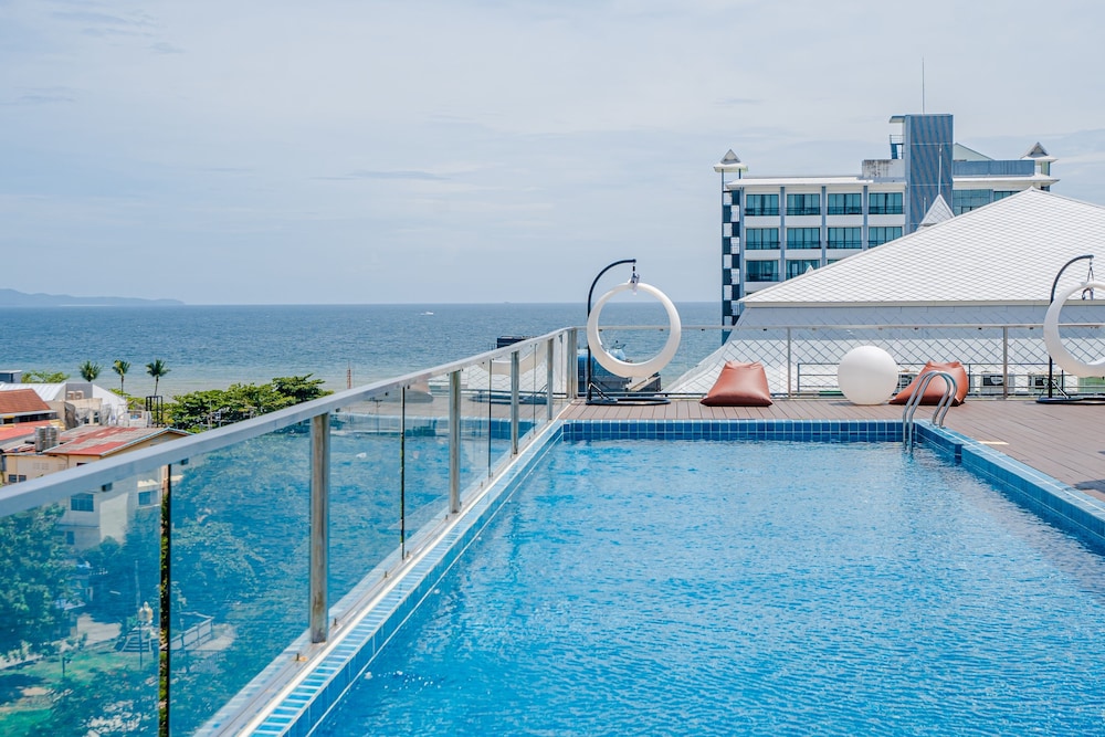 Hoitak Residences