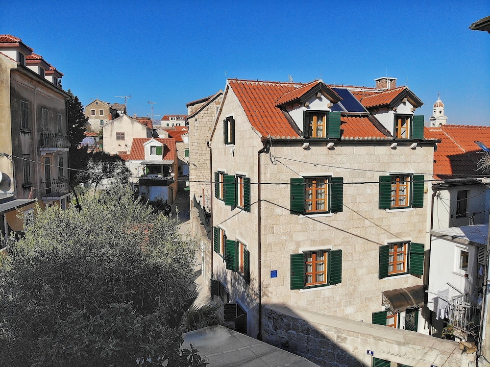 Apartments Perla