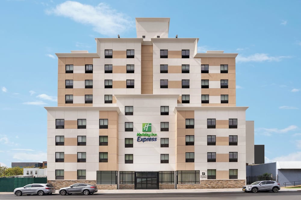 Holiday Inn Express Jamaica Jfk Airtrain Nyc