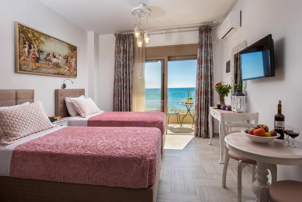 Elimia Suites & Studios