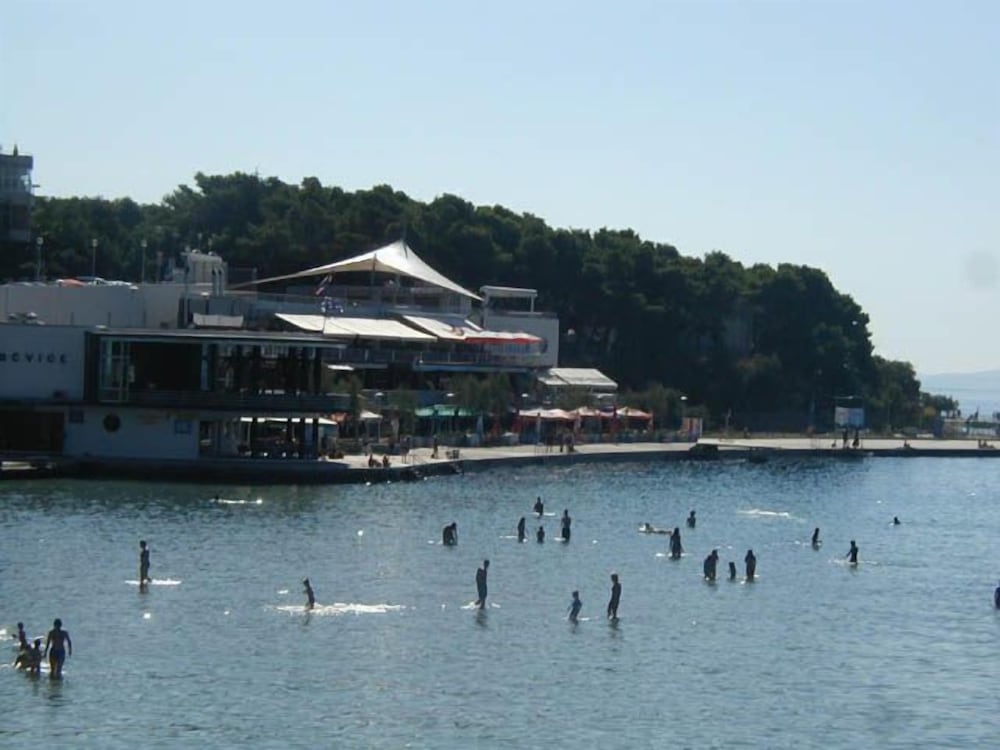Cottage Bacvice