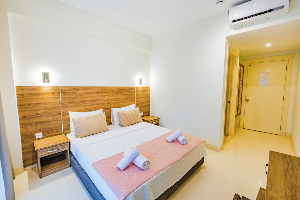 La Moda Beach Hotel