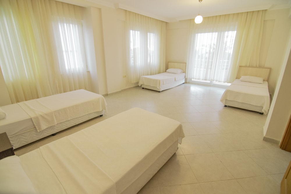 Hanel Life Royal Villas Aqualettings