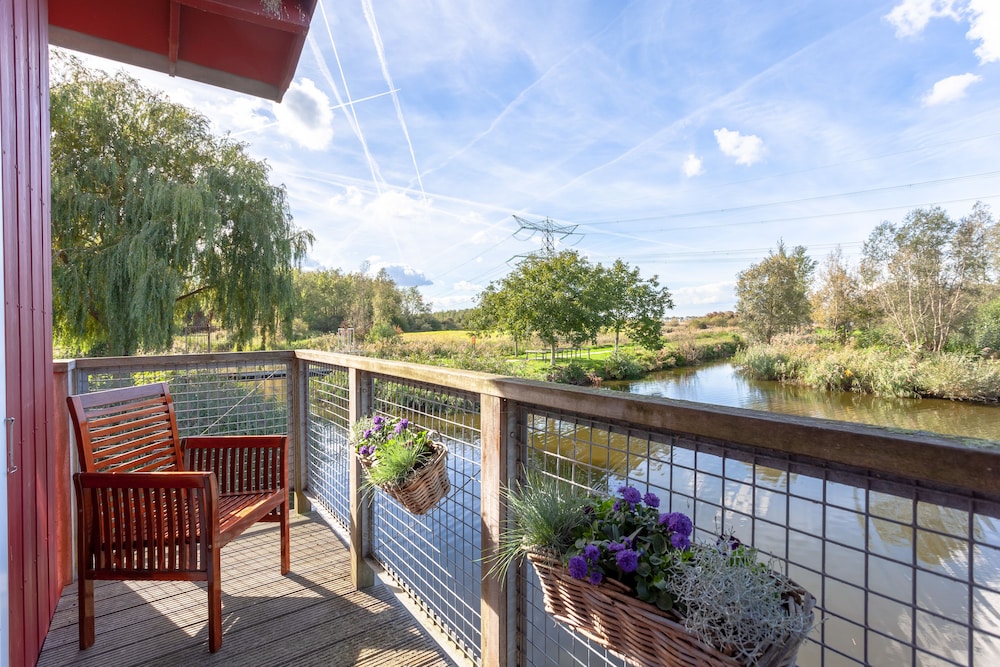 Hajé De Waterlodge & Hotel Ark De Aalscholver