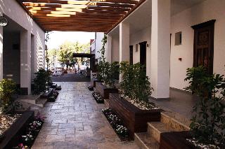 Meggs Otel & Beach Restaurant