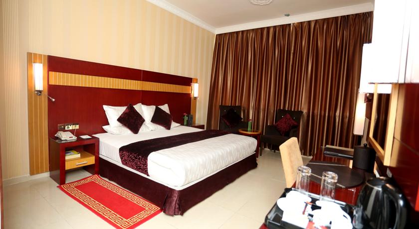 Phoenix Hotel L.l.c