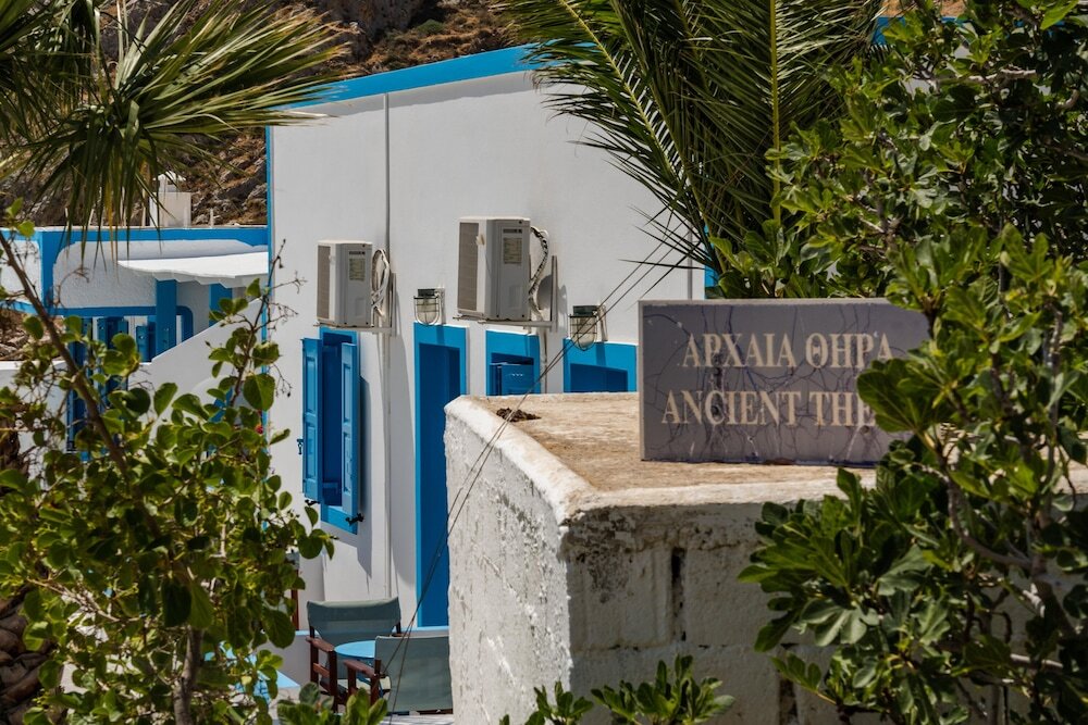 Ancient Thera Apartments