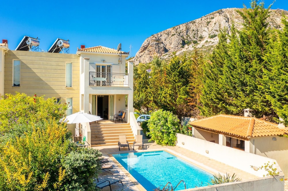 Villa Ismini