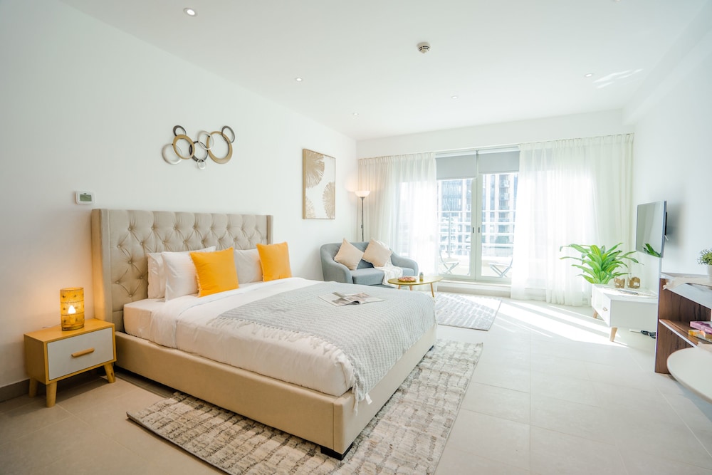 Blvd Central Podium by Nasma Luxury Stays