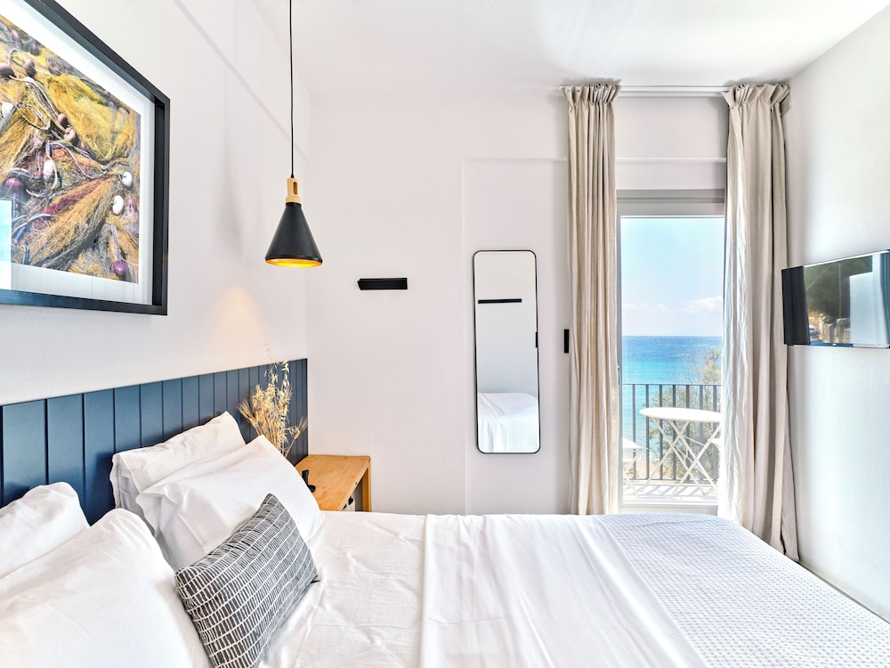 Magoo Suites