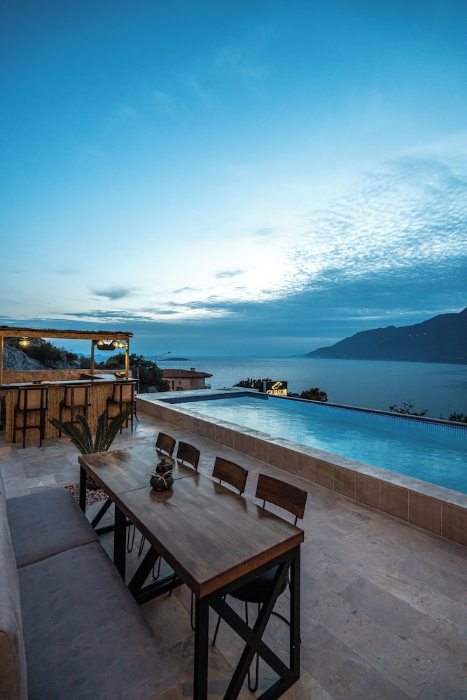 Gumus Peninsula Hotel