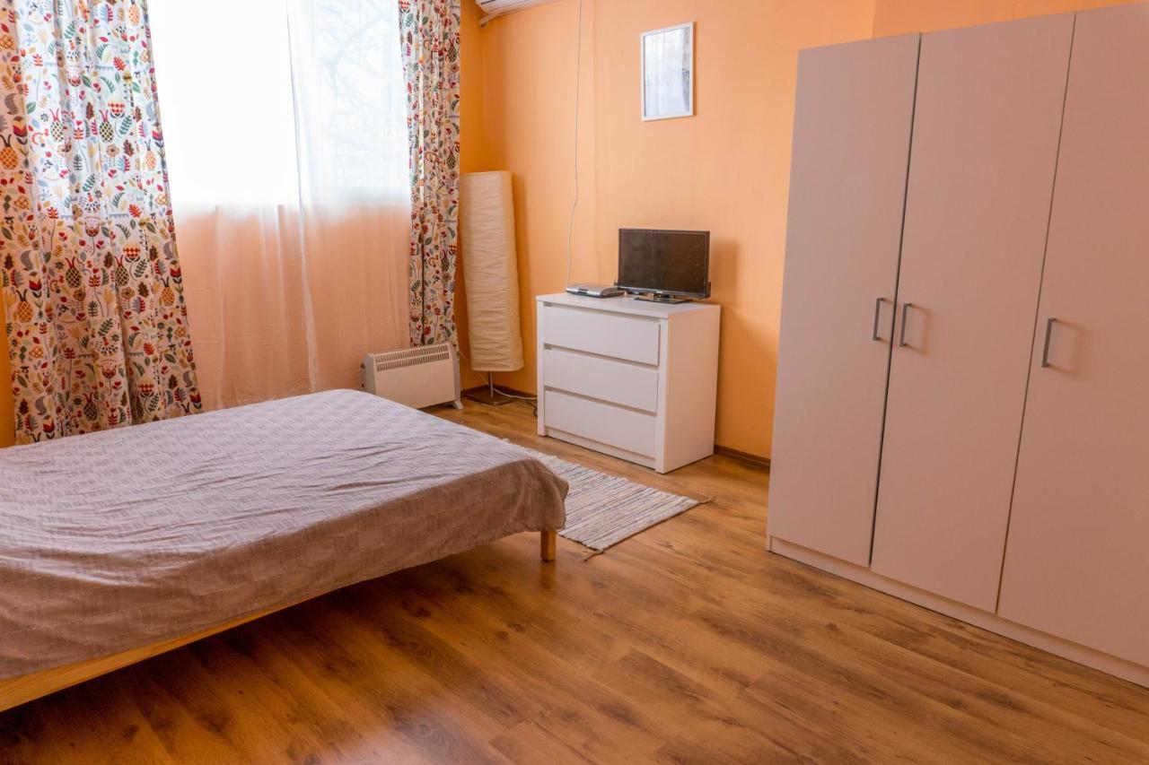 Oleander Rooms & Apartment