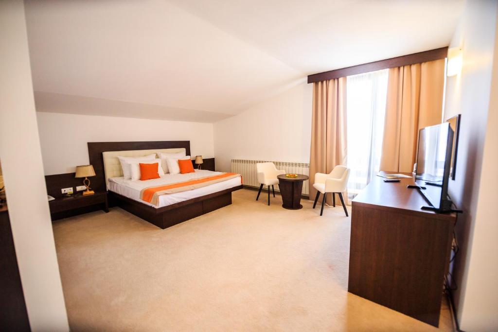 Hotel La Dolce Vita.