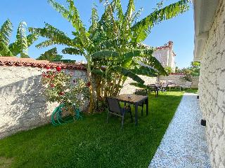 Fatma Hanim Konagi Alacati