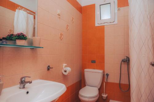 Dionysos Rooms
