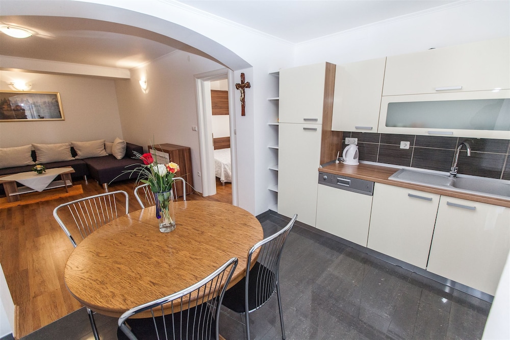 Apartments Carmen