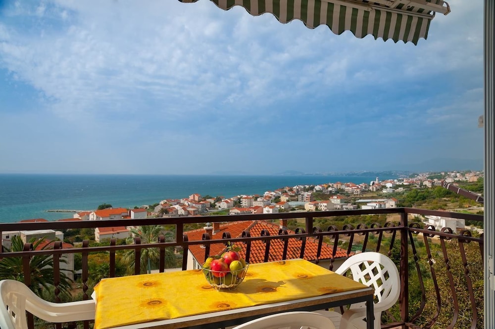 Apartments Radeljic