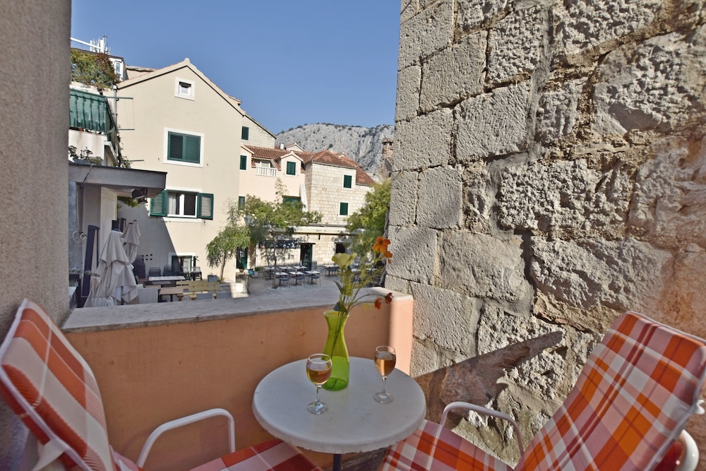 Mandic Apartment