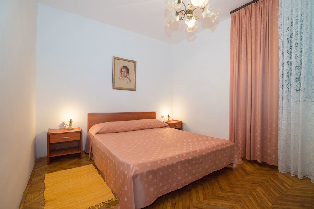 Apartment Slobodan