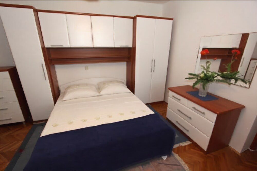 Apartments Petar