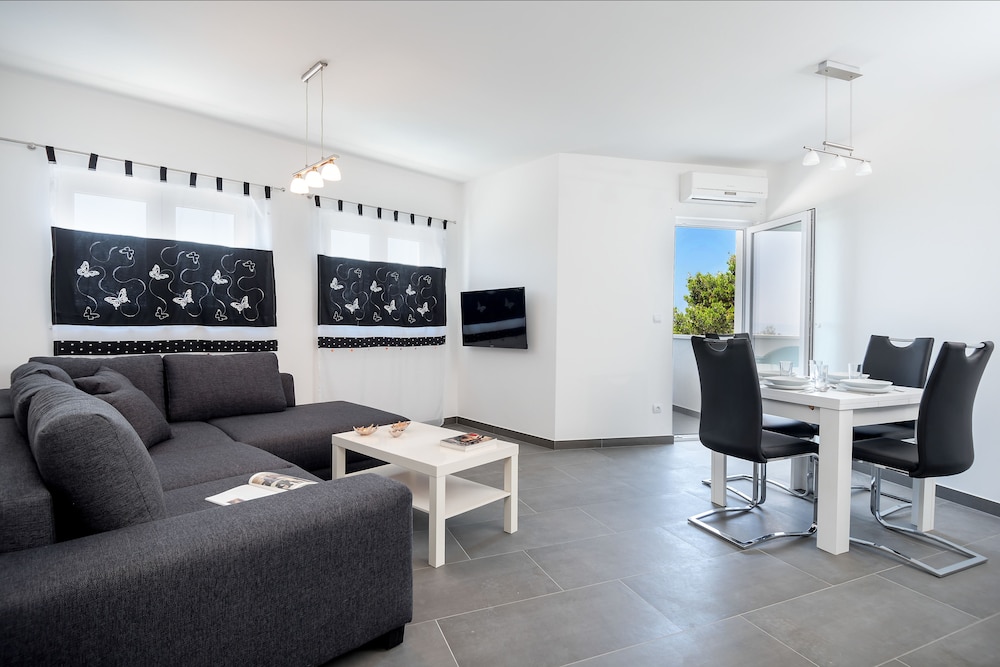 Sunny Sky Apartments Biokovo