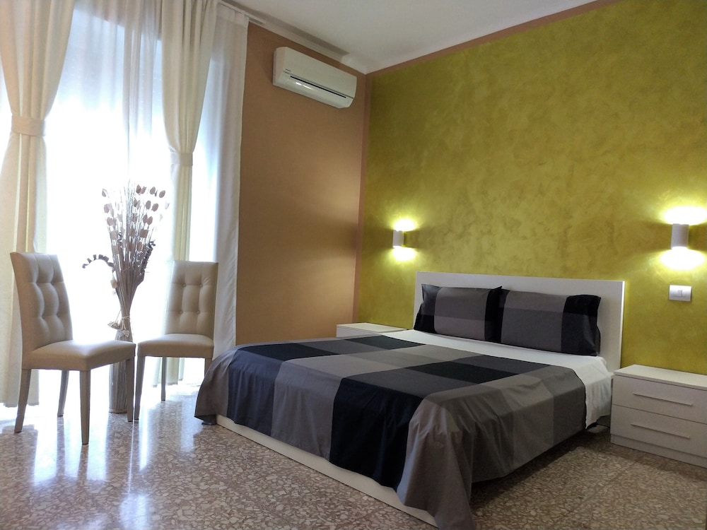 Roman Holidays House Marconi