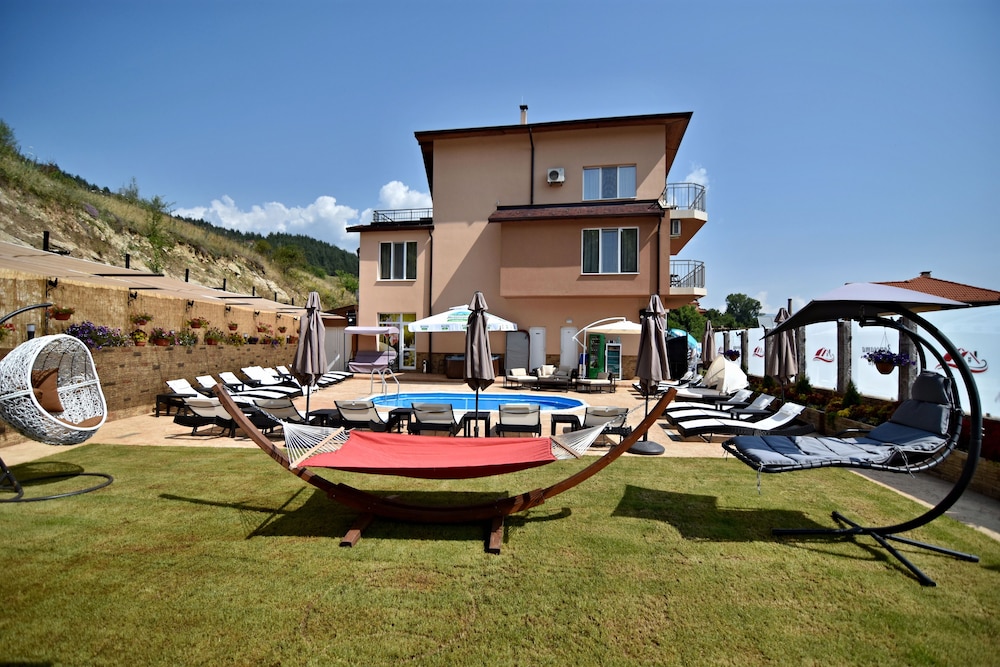 Zarevata Guest House