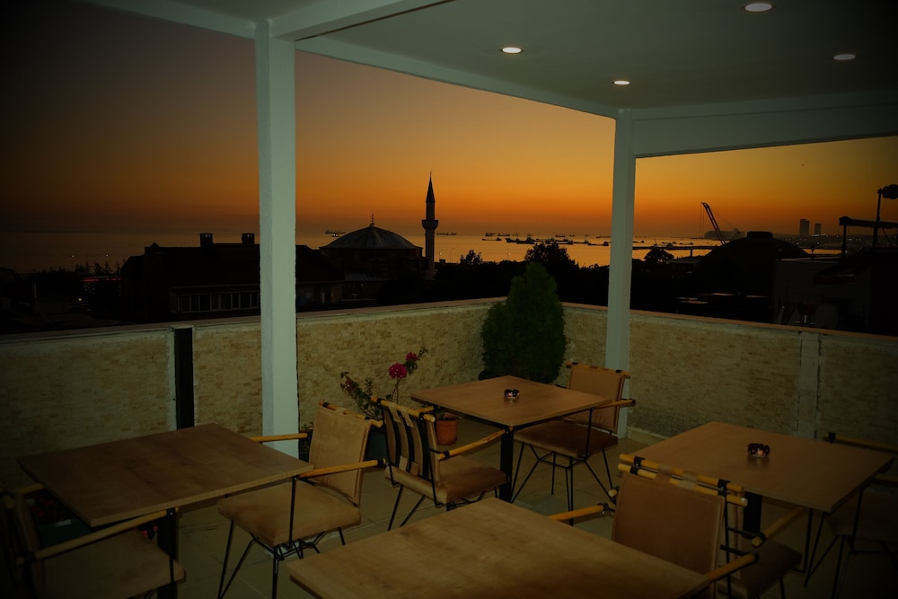 Blue Mosque Suites