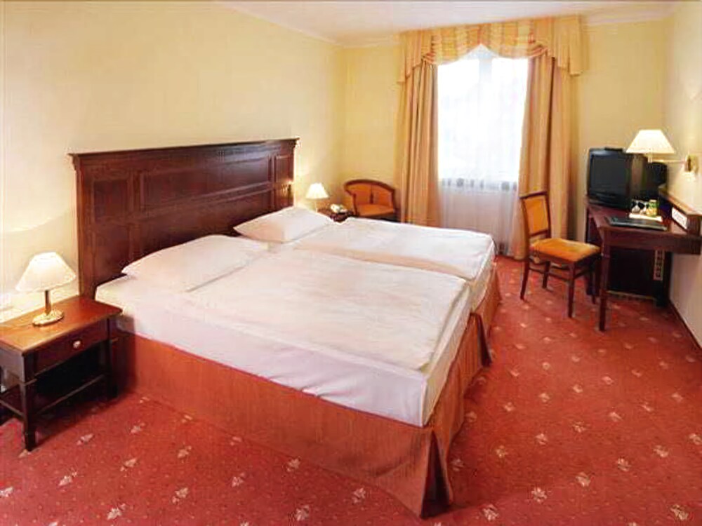Holiday Inn Express Shanghai Gumei