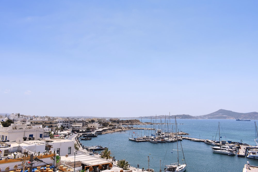Mariet Naxos Spa & Suites
