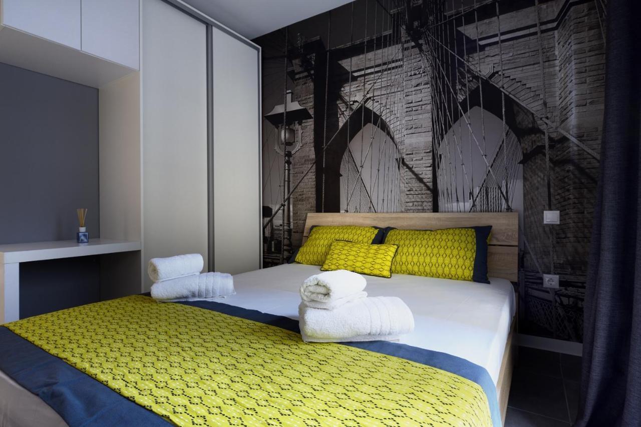 Heliconia N Mousas Apartments