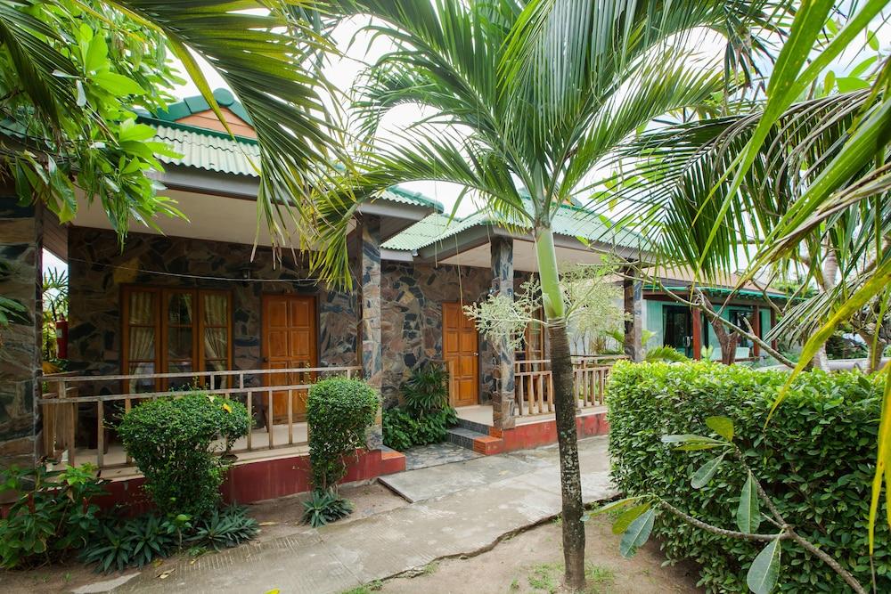 Lanta Riviera Resort