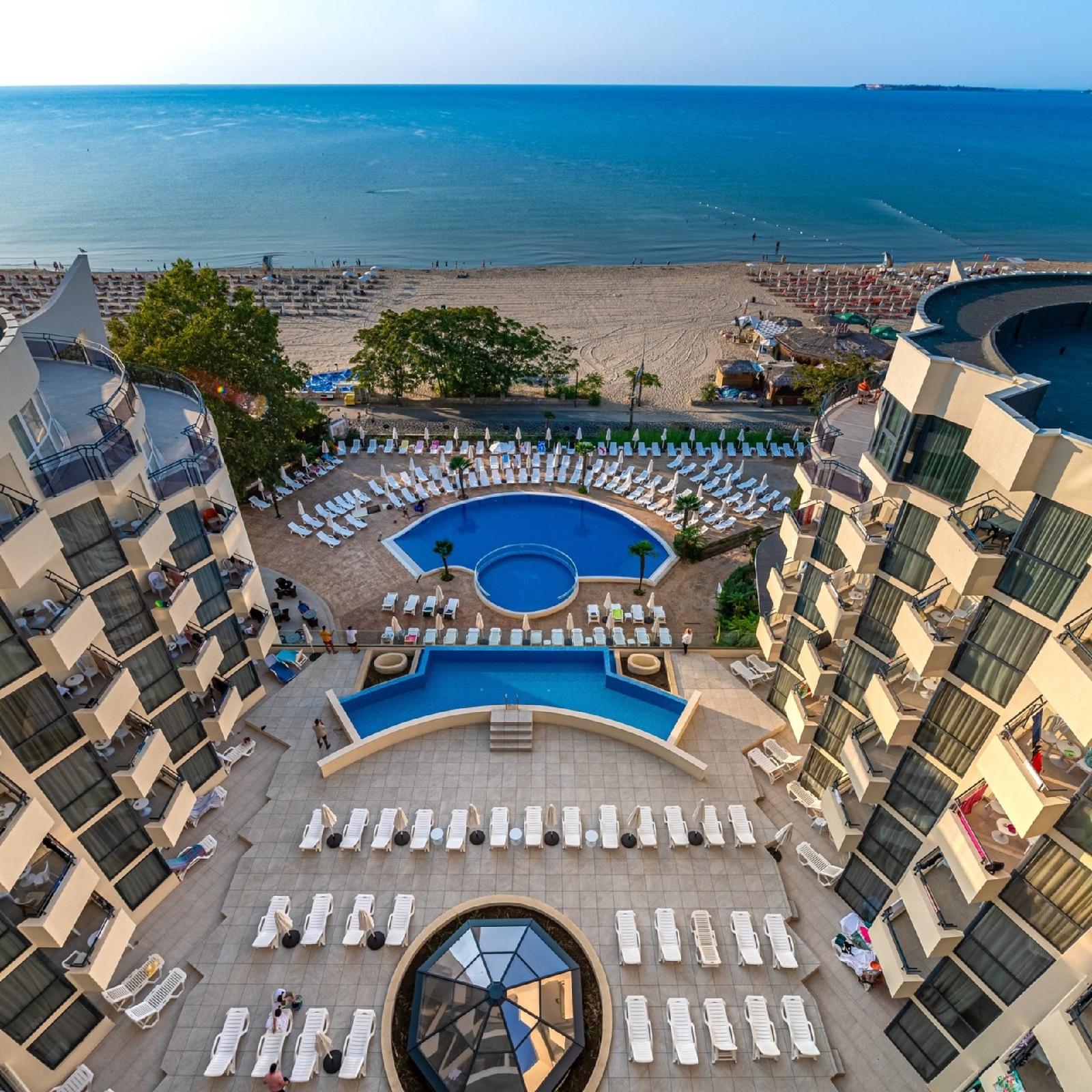 Zenith Hotel