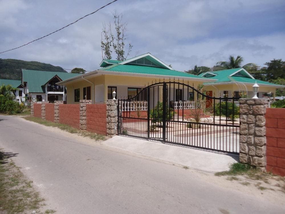 Pension Residence Guest House