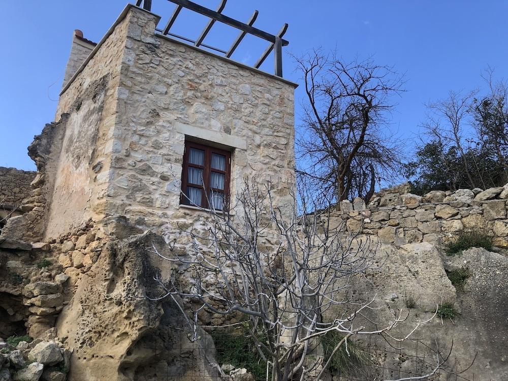 La Perla de Maroulas