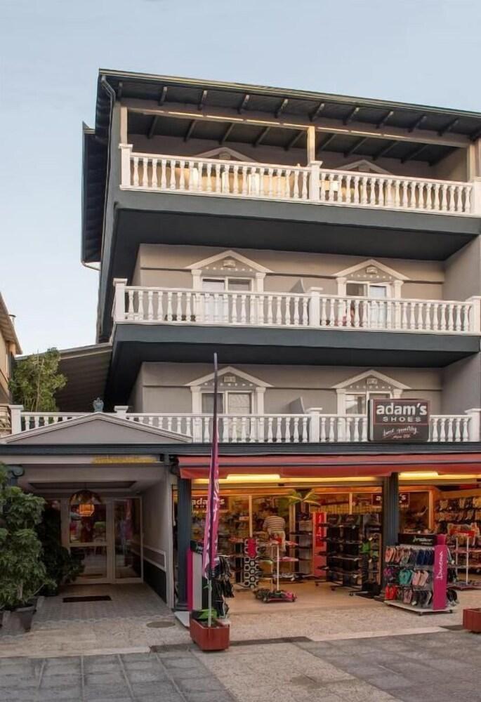 Parthenon Art Executive Wing