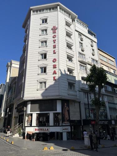 Oral Hotel